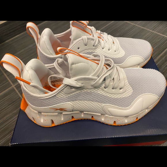 Women’s Running Shoes - Picture 1 of 5